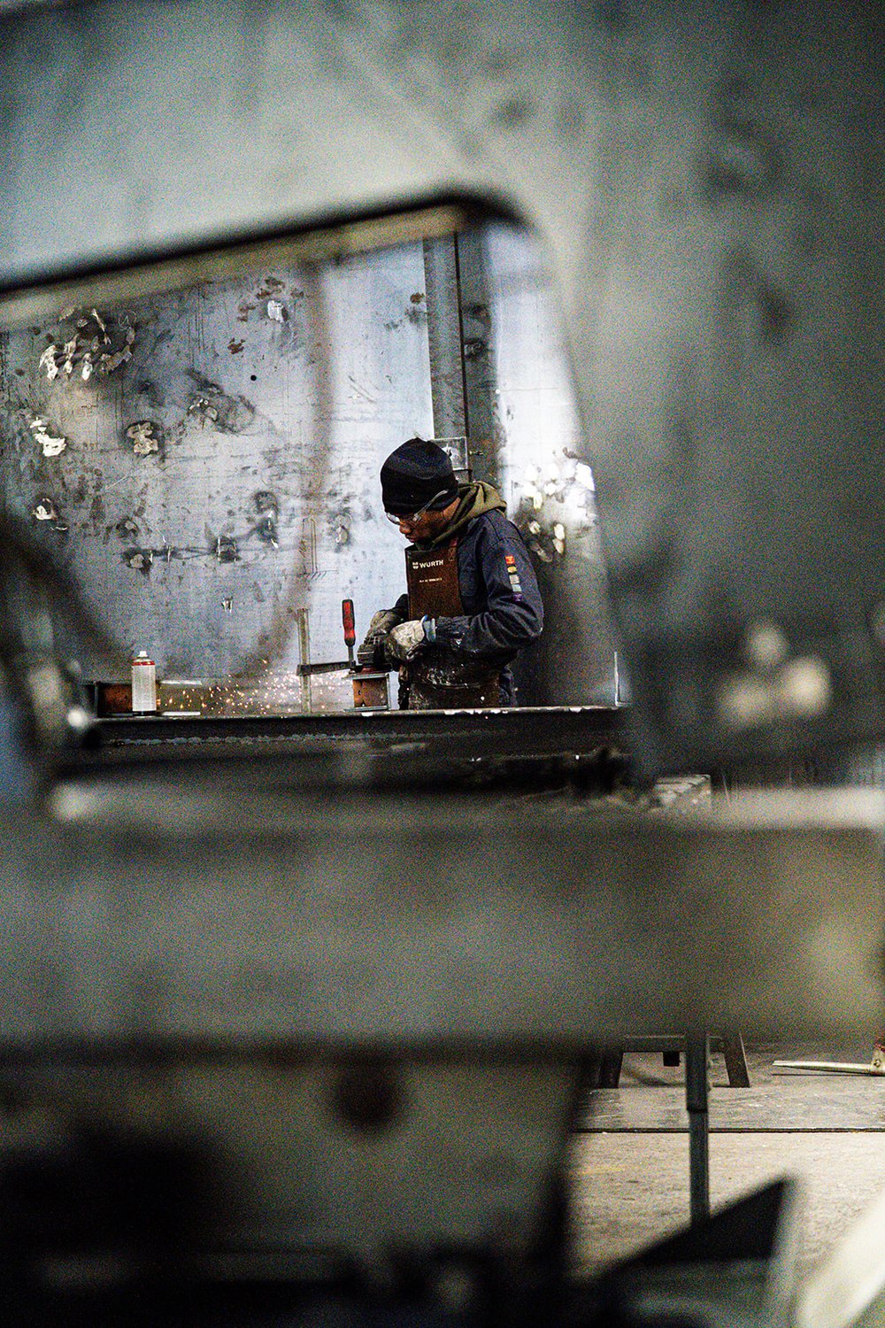 Le geste de l'artisan, saisi à travers l'atelier